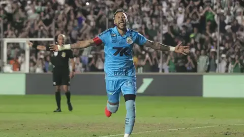 ESPN: Neymar sẽ bỏ lỡ trận khởi động của Brazil gặp Ai Cập và sẽ có buổi chụp MRI vào ngày 12/6