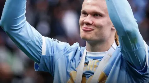 Riquelme tuyên bố Real Madrid muốn mua Haaland? Romano: Man City phủ nhận, sẽ có hành động pháp lý