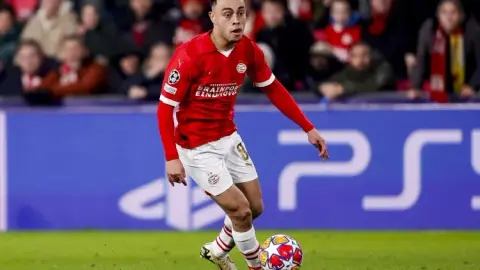 Matteo Moretto: Dest chỉ là một trong các phương án dự phòng của Bayern