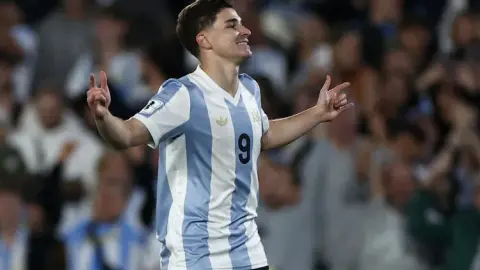 Tin tốt! ESPN: Alvarez tiếp tục tập luyện một phần vào hôm nay