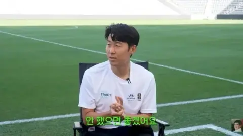 Son Heung-min: Tôi muốn trở thành một người cha tốt nhưng tôi mong các con tôi không chơi bóng đá vì danh tiếng của tôi rất mệt mỏi.