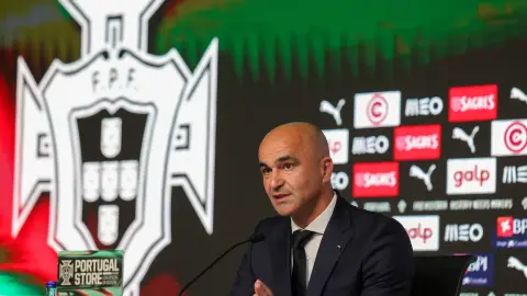 HLV Bồ Đào Nha: Nunes chấn thương và không thể thi đấu. Nhà vô địch 4 Champions League sẽ mang lại sự trợ giúp to lớn