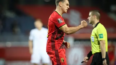 Trossard: Tôi rất tự hào khi giành được chức vô địch Premier League và sẽ nỗ lực để mang kinh nghiệm này vào đội tuyển quốc gia
