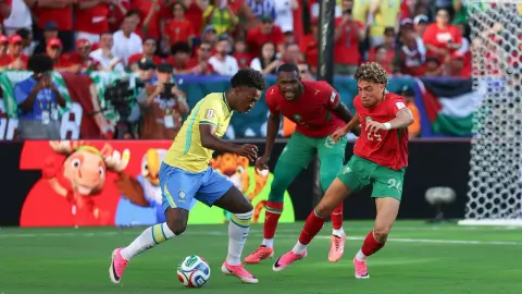 Vinicius: Brazil khởi đầu quá tệ, phải kiểm soát bóng tốt hơn ở trận tới