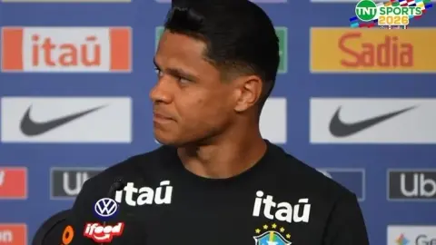 Douglas Santos cảnh báo Brazil không được chủ quan trước Haiti, chờ Neymar đạt trạng thái tốt nhất