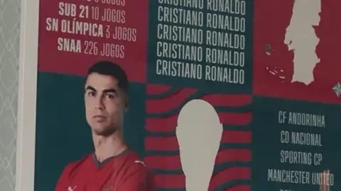 Ronaldo kêu gọi tuyển Bồ Đào Nha đoàn kết trước trận gặp Uzbekistan