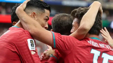 Jerome Rothen: Joao Neves đã xử lý chưa khéo khi nói về Ronaldo sau trận hòa