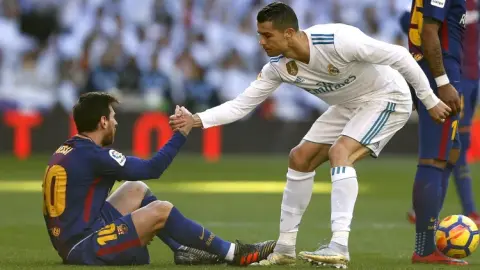 Messi nổi tiếng hơn với những người có tư duy phân tích, nghiên cứu cho thấy Ronaldo nổi tiếng hơn với những người có lòng tự trọng cao hơn