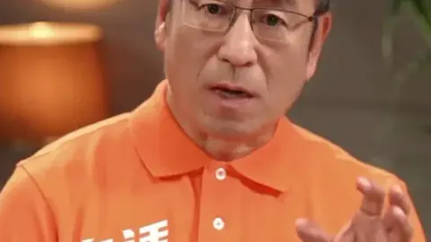 Bai Yansong: Tôi không muốn chỉ trích Ronaldo quá nhiều HLV trưởng và tiền vệ Bồ Đào Nha nên xem xét lại