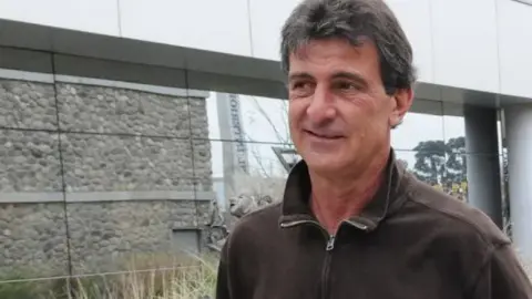 Kempes: Messi quan trọng nhưng đồng đội mới là chìa khóa Giá trị thực sự của Messi nằm ở việc động viên đồng đội