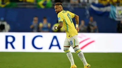 Neymar: Vinicius là cầu thủ cốt lõi của chúng tôi và tôi rất vui vì phong độ xuất sắc của anh ấy
