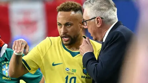 Neymar trở lại tuyển Brazil sau 981 ngày, tái xuất ở trận thắng Scotland