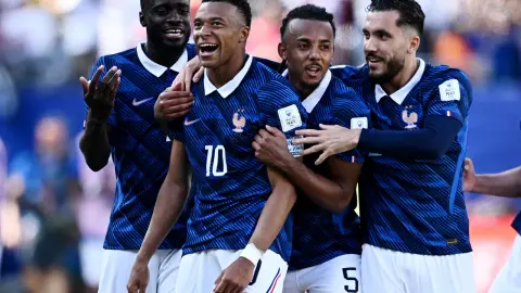 Conde: Mbappé sẽ lắng nghe đồng đội và dẫn dắt bằng tấm gương. Olise lạnh lùng nhưng sống nội tâm hơn người thường