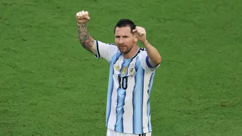 Báo chí Tây Ban Nha lo Argentina phụ thuộc quá nhiều vào Messi