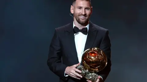 Messi vẫn là trường hợp hiếm hoi giành Quả bóng vàng khi không còn chơi ở châu Âu