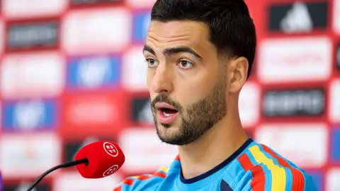 Merino nói về trận gặp Bồ Đào Nha: Cristiano Ronaldo là huyền thoại, chúng ta phải tập trung cao độ