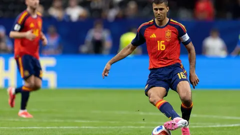 Chiến đấu với Bồ Đào Nha! Rodri: Thể hiện sự tôn trọng tối đa với Ronaldo và hy vọng chứng minh Tây Ban Nha xuất sắc nhất thế giới