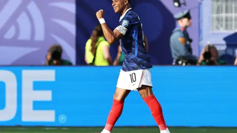 Phủ Tổng thống Pháp: Ủng hộMbappe và đội tuyển Pháp, Tổng thống Paraguay gửi thư cho Tổng thống Pháp