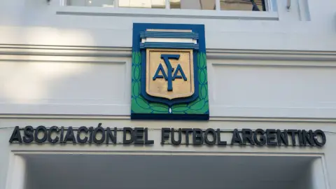 Liên đoàn bóng đá Argentina cảnh báo email chính thức có dấu hiệu bị xâm nhập