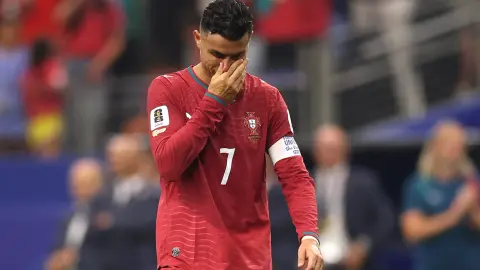 Sao Pháp: Tôi cảm thấy Ronaldo bị đồng đội cô lập Anh ấy không có đường chuyền hỗ trợ và không ở vị trí tốt nhất.