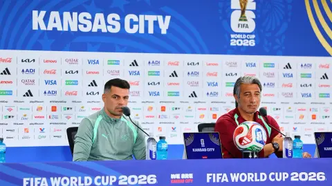 HLV Murat Yakin: Thụy Sĩ phải đáp trả Argentina trên sân, không phải sau trận