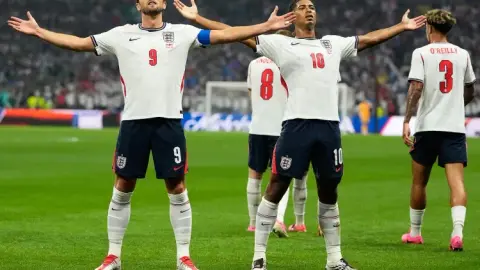 Kane: Anh đã vào bán kết World Cup nhưng vẫn còn nhiều điểm phải nâng cấp