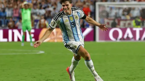 Messi dẫn đầu danh sách ghi bàn World Cup của Argentina, Alvarez đã đuổi kịp Higuain