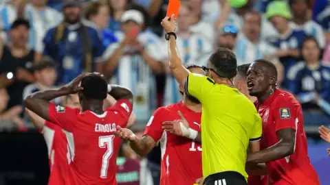 Báo cáo phút trận đấu 90-Argentina 1-1 Mười người Thụy Sĩ Messi hỗ trợ McCain ghi bàn Embolo có màu đỏ
