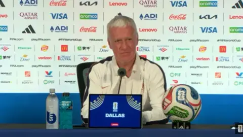 Deschamps: Mbappé đã trở lại phong độ tốt nhất, Chuameni không có mặt nhưng có thể thi đấu (100%) (100)