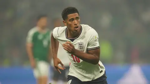 Ian Wright cảnh báo tuyển Anh phải bảo vệ Bellingham trước cuộc đấu Argentina