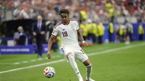 Phóng viên: Yamal và Polo có sức khỏe tốt, cả hai đều có thể góp mặt ở VCK World Cup