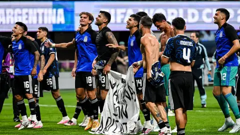 Loại bỏ nước Anh! Thể thao thế giới: Lễ ăn mừng của Argentina gây bạo loạn, nhiều người bị thương và bị bắt giữ