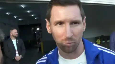 Messi: Trận đấu này rất đặc biệt và không thể thua được. Nếu chúng tôi thua, một số người sẽ nói những điều ngu ngốc. Chúng tôi đã không cho họ một cơ hội.