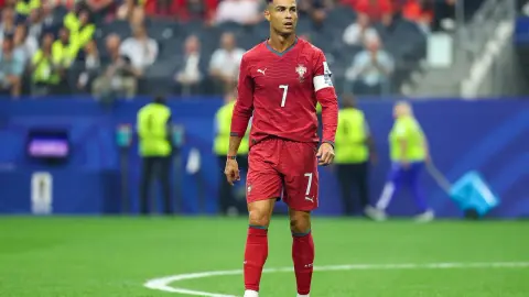 Truyền thông Bồ Đào Nha bình luận về người gây thất vọng nhất World Cup: Cristiano Ronaldo được chọn, Son Heung-min, B Fe và Neymar được đưa vào (23)