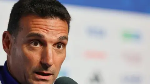 Argentina chờ xác nhận đội hình chung kết, Messi và Julian Alvarez gần như chắc suất đá chính