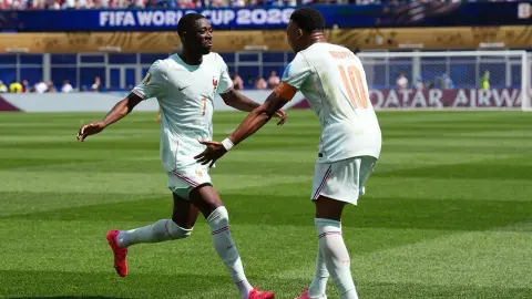 Mbappe và Dembele san bằng kỷ lục bộ đôi đồng đội ghi nhiều bàn nhất trong một kỳ World Cup