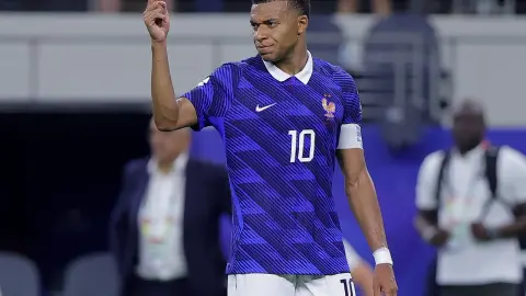 Mbappe cán mốc 20 bàn vào lưới các đội tuyển top 10 thế giới, bỏ xa phần còn lại của Pháp
