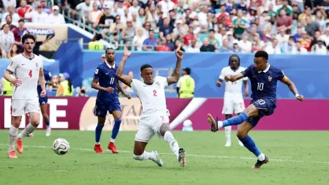Mbappe lập cú đúp, tuyển Pháp rút ngắn còn 3-4 trước Anh ở trận tranh hạng ba