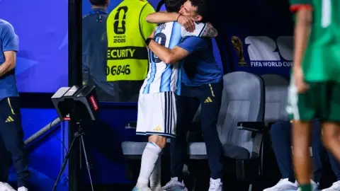 Pekerman được xem là người mở đường cho cả Messi lẫn kỷ nguyên Scaloni ở tuyển Argentina