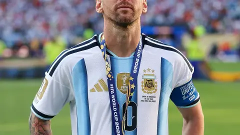 Tổng thống Argentina: Messi mang lại niềm vui lớn cho toàn thể người dân Argentina và Argentina sẽ không bao giờ đầu hàng