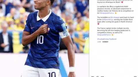 Infantino đăng bài ca ngợi màn trình diễn ở World Cup của Mbappé, còn truyền thông Pháp gọi anh là người bị ghét nhất làng bóng đá.