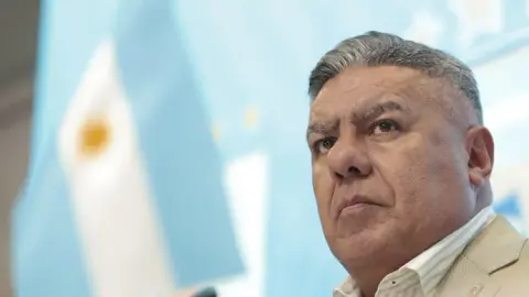 Chủ tịch LĐBĐ Argentina: Ai tung tin đồn về đội tuyển Argentina ngoài sân cỏ cần phải xin lỗi và đứng ra chịu trách nhiệm