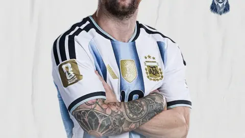 Kết quả đội tuyển quốc gia của cậu bé Messi: Các trận 39 207 bàn thắng 125 kiến ​​tạo World Cup 68 vương miện 1 Châu Á 2 Chức vô địch Cúp bóng đá Mỹ (2)