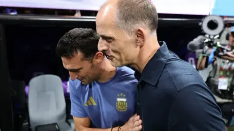 Tuchel tham gia đợt tổng kết World Cup của tuyển Anh sau thất bại trước Argentina