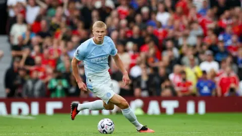 Solbakken: Man City chưa từng đề nghị Na Uy cho Haaland nghỉ