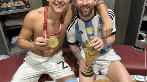 Roma muốn Dybala ở lại thay vì dự trận chia tay của Messi