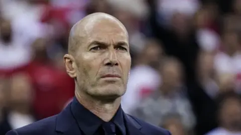 Mbappe vắng mặt, tuyển Pháp mở thêm cơ hội cho Doue và Barcola