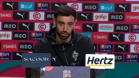 Bruno Fernandes mong Ronaldo không quyết định chia tay tuyển Bồ Đào Nha trong lúc nóng giận