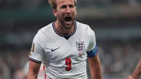 Harry Kane ghi 89 bàn cho tuyển Anh, đồng hạng bảy lịch sử cấp ĐTQG