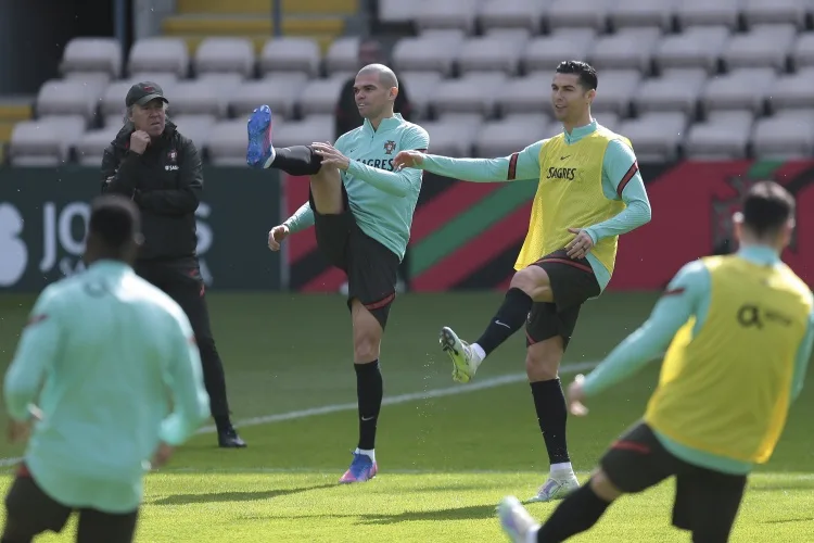 Pepe: Pele và Maradona từng vô địch World Cup ở Mexico, tôi hy vọng Cristiano Ronaldo sẽ là người tiếp theo